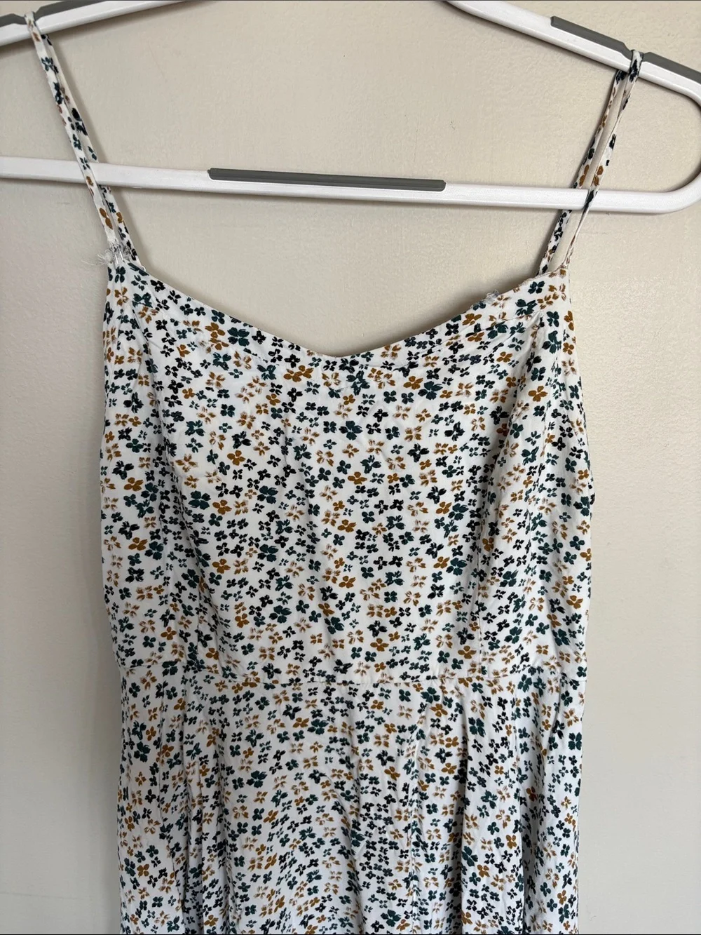 Old Navy Floral Smocked Sundress White Green Brown Medium - Picture 2 of 8